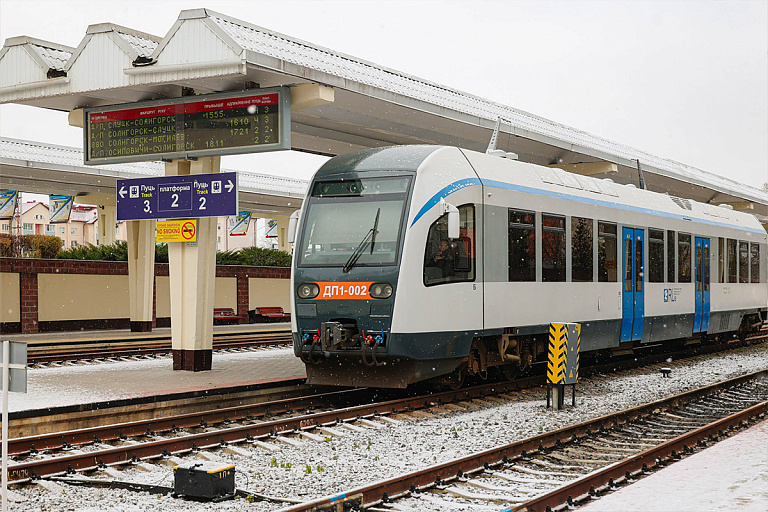 Мужчыну ўдарылі нажом у шыю ў цягніку Віцебск – Мінск – ён у рэанімацыі