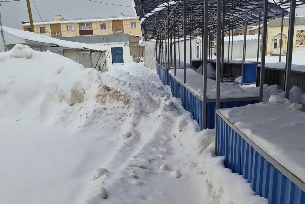 Як у Бешанковіцкім раёне прыбіралі снег